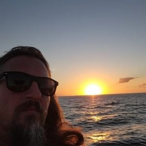 Meet your Posher, Victor